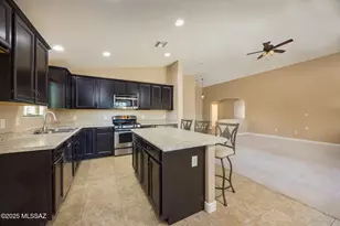 5197 W Spring Willow Ct, Tucson, AZ 85741 - Photo 5