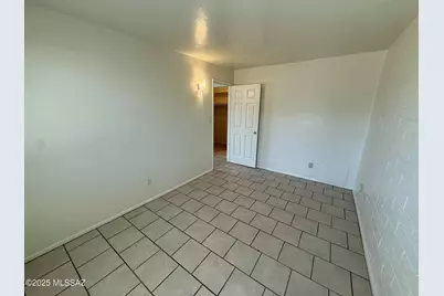 5433 E 30th Street #A, Tucson, AZ 85711 - Photo 9