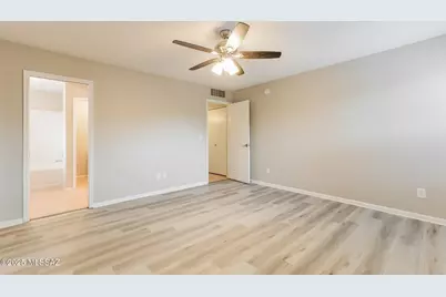 5990 N Edenbrook Lane, Tucson, AZ 85741 - Photo 15