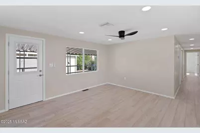 5000 E Grant Road #203, Tucson, AZ 85712 - Photo 7