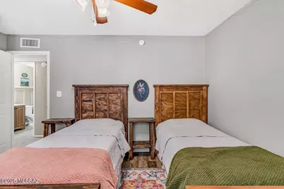 8325 E 18th Street, Tucson, AZ 85710 - Photo 23