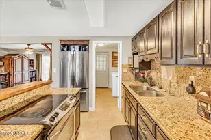 8325 E 18th St, Tucson, AZ 85710 - Photo 15