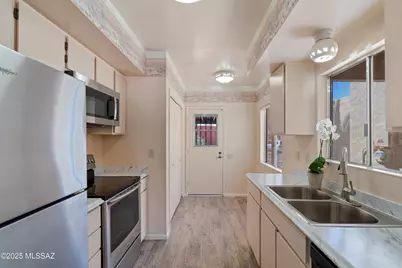 6 W Calle Del Chancero, Green Valley, AZ 85614 - Photo 1