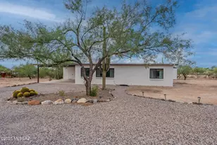 3381 W Flying Diamond Dr, Tucson, AZ 85742 - Photo 25