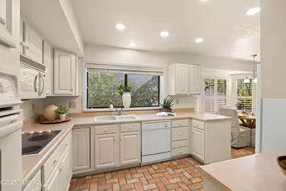 14331 N Copperstone Drive, Oro Valley, AZ 85755 - Photo 13