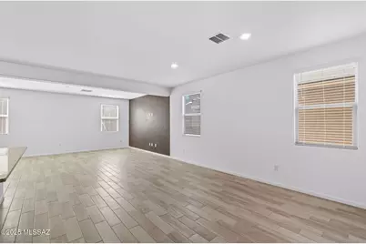 7123 W Jadewood Lane, Tucson, AZ 85757 - Photo 7