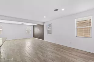 7123 W Jadewood Ln, Tucson, AZ 85757 - Photo 7