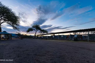 9525 E Graf Lane, Tucson, AZ 85730 - Photo 29