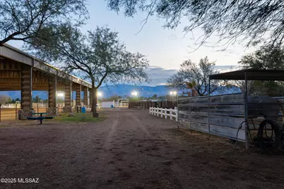 9525 E Graf Lane, Tucson, AZ 85730 - Photo 25