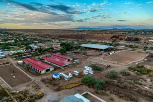 9525 E Graf Ln, Tucson, AZ 85730 - Photo 9