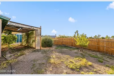 7621 N Shirley Place, Tucson, AZ 85741 - Photo 27
