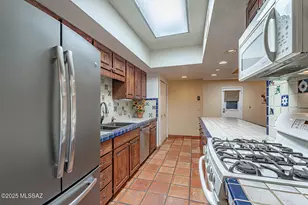 663 S Los Topacios, Green Valley, AZ 85614 - Photo 21