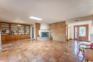 663 S Los Topacios, Green Valley, AZ 85614 - Photo 13