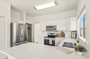 7286 W Mesquite River Dr, Tucson, AZ 85743 - Photo 3