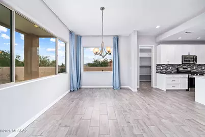10053 N Alder Spring Drive, Tucson, AZ 85737 - Photo 7