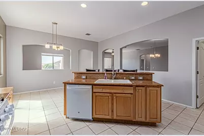 12921 N Cenozoic Drive, Marana, AZ 85658 - Photo 13