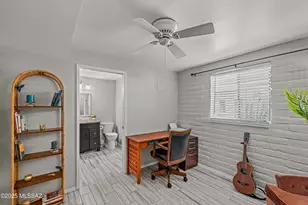 381 S Paseo Lobo, Green Valley, AZ 85614 - Photo 13