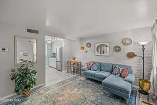 381 S Paseo Lobo, Green Valley, AZ 85614 - Photo 3