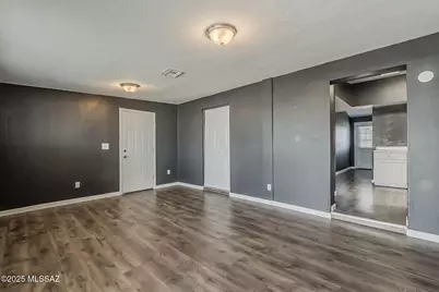 843 E Alturas Street, Tucson, AZ 85719 - Photo 15
