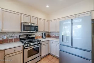 14679 N Windshade Dr, Oro Valley, AZ 85755 - Photo 25