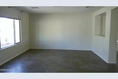 21121 E Legend Drive, Red Rock, AZ 85145 - Photo 5