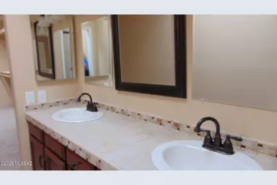 1592 W Agave Lane, Green Valley, AZ 85622 - Photo 13
