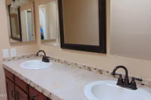 1592 W Agave Ln, Green Valley, AZ 85622 - Photo 13