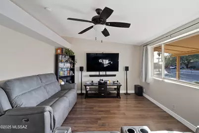 1124 W Edgewater Drive, Tucson, AZ 85704 - Photo 27