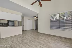 2601 W Broadway Blvd, Tucson, AZ 85745 - Photo 7