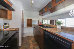 1600 N Wilmot Rd, Tucson, AZ 85712 - Photo 21