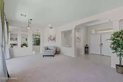 14709 N Silver Hawk Drive, Oro Valley, AZ 85755 - Photo 9