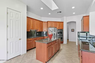 5960 W Clear Brook Lane, Marana, AZ 85658 - Photo 13