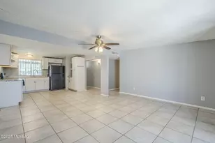 7042 E 42nd St, Tucson, AZ 85730 - Photo 9