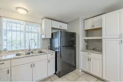 7042 E 42nd Street, Tucson, AZ 85730 - Photo 7