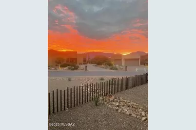 14184 N Hidden Enclave Place, Oro Valley, AZ 85755 - Photo 37