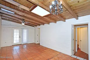 2437 N Walnut Ave, Tucson, AZ 85712 - Photo 9