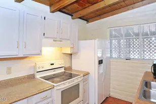 2437 N Walnut Ave, Tucson, AZ 85712 - Photo 3