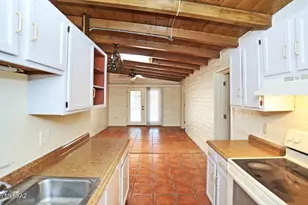 2437 N Walnut Ave, Tucson, AZ 85712 - Photo 13