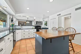 1932 W Harran Cir, Tucson, AZ 85704 - Photo 7