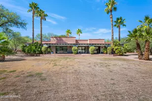 12513 E Jeffers Pl, Tucson, AZ 85749 - Photo 11