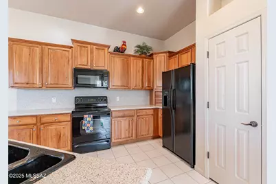 13657 N Heritage Canyon Drive, Marana, AZ 85658 - Photo 23