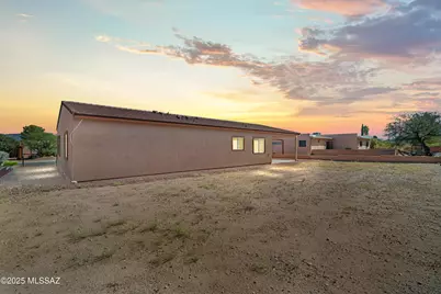 1960 S San Vincent Drive, Green Valley, AZ 85614 - Photo 35