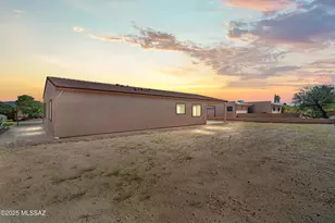 1960 S San Vincent Dr, Green Valley, AZ 85614 - Photo 35