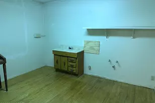 860 W 4th St, Benson, AZ 85602 - Photo 9