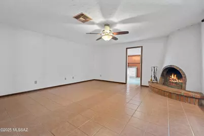 8741 N Chinaberry Way, Tucson, AZ 85742 - Photo 21
