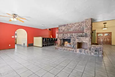 8741 N Chinaberry Way, Tucson, AZ 85742 - Photo 11