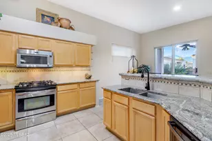 7449 E Calle Iluminacion, Tucson, AZ 85715 - Photo 11