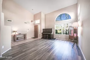 11632 N Labyrinth Dr, Oro Valley, AZ 85737 - Photo 3