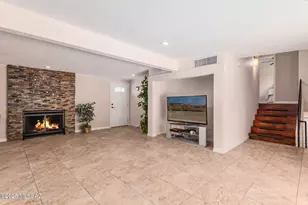 7922 E Eli Pl, Tucson, AZ 85710 - Photo 9