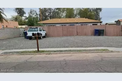 125 W Jacinto Street, Tucson, AZ 85705 - Photo 1
